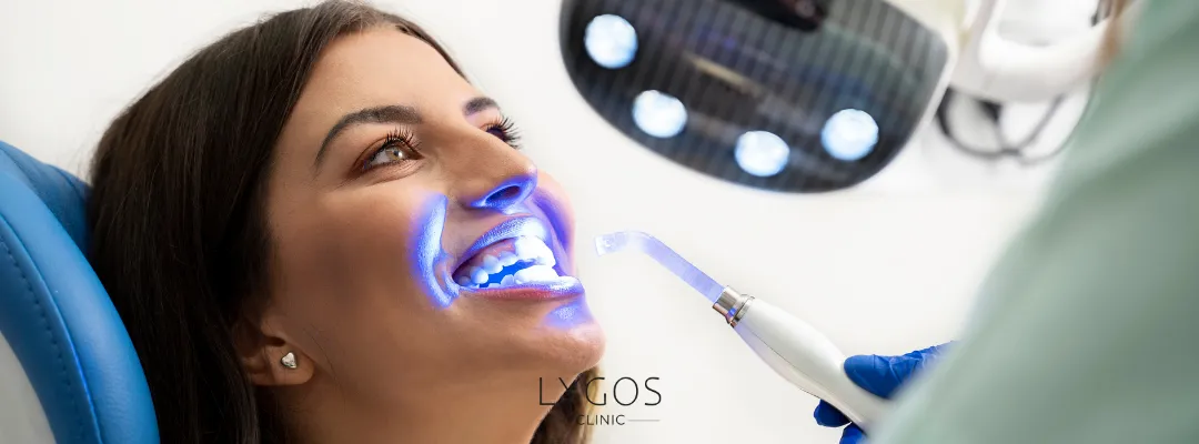 How Does Zoom Teeth Whitening Work?